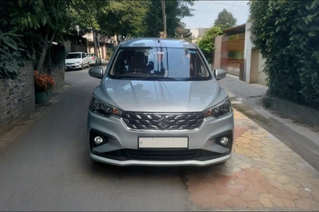 BOOK ERTIGA 2023 FOR SELF DRIVE RENTAL IN lucknow - grandride.in