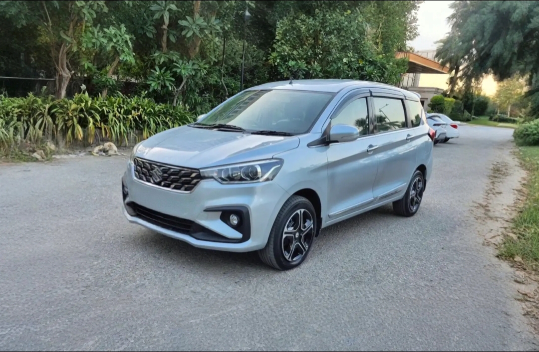 BOOK ERTIGA 2023 FOR SELF DRIVE RENTAL IN delhi - grandride.in