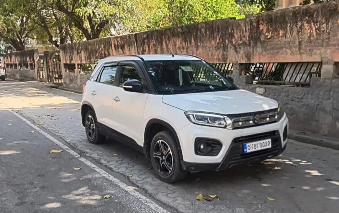 BOOK BREZZA 2022 FOR SELF DRIVE RENTAL IN delhi - grandride.in