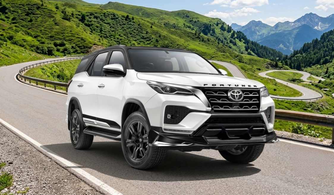 BOOK FORTUNER 2024 FOR SELF DRIVE RENTAL IN delhi - grandride.in